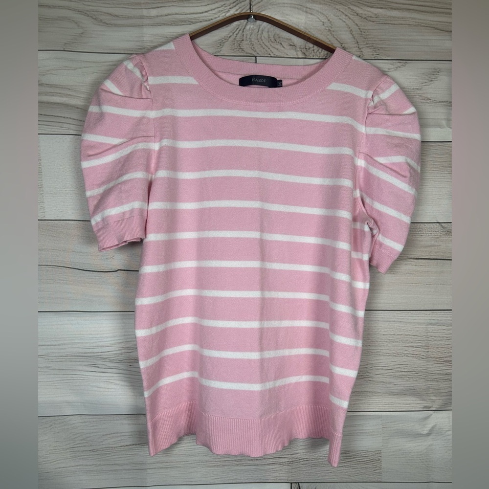 Haeof Pink and White Striped Short Sleeve Sweater. Preppy. Spring Sweater. Med.